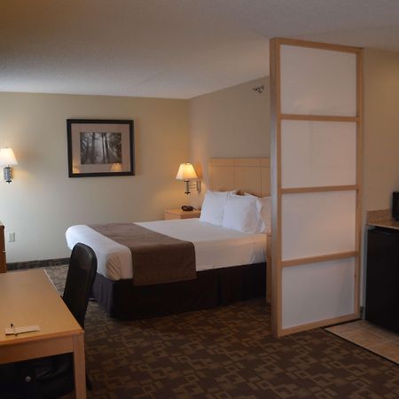 Surestay Plus Hotel By Best Western Roanoke Rapids I-95 Ruang foto