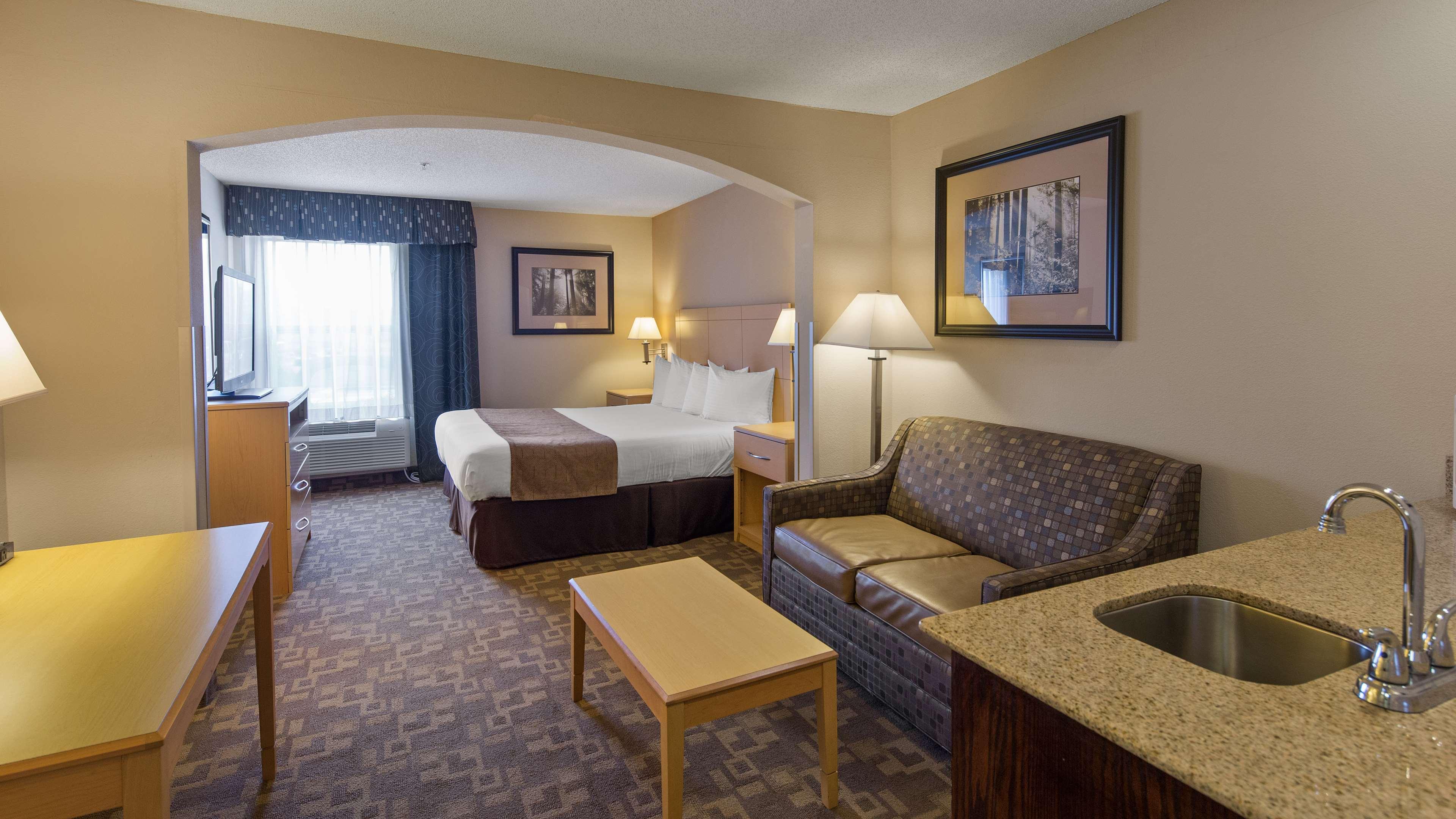 Surestay Plus Hotel By Best Western Roanoke Rapids I-95 Ruang foto